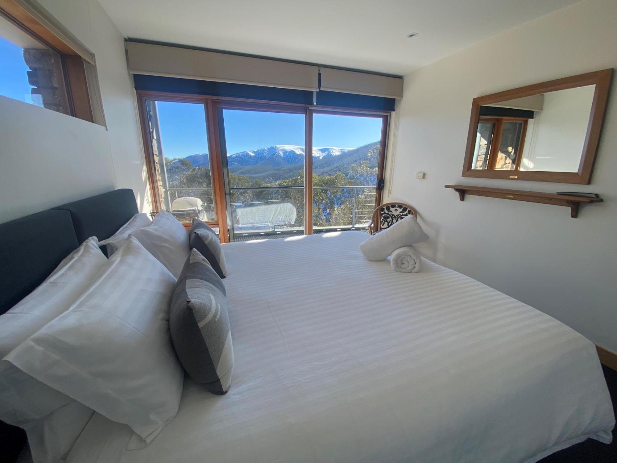 Alpine Woodsmoke Apartments Falls Creek Buitenkant foto
